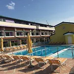 Apart Otel Villaggio Margherita 4*