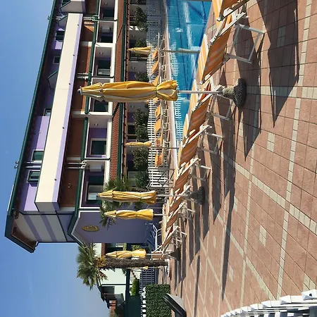 Апарт-отель Villaggio Margherita Каорле