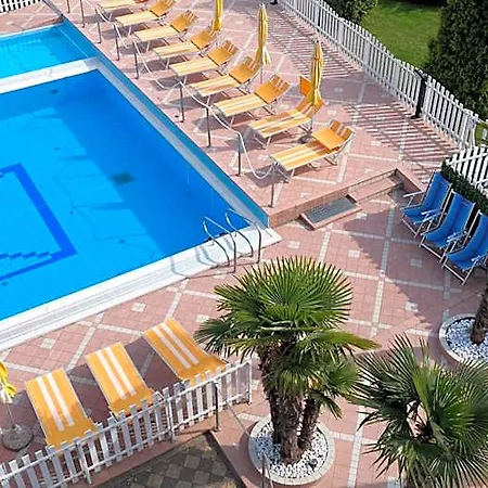 Villaggio Margherita 4*