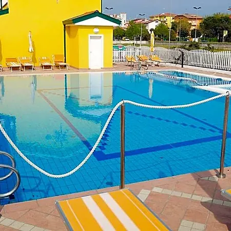 Villaggio Margherita 4* كاوْرلي
