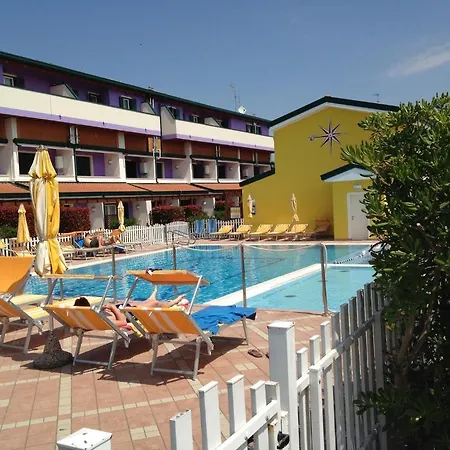 Aparthotel Villaggio Margherita 4*
