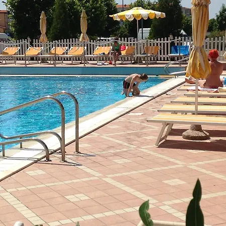 Villaggio Margherita Apartahotel 4*