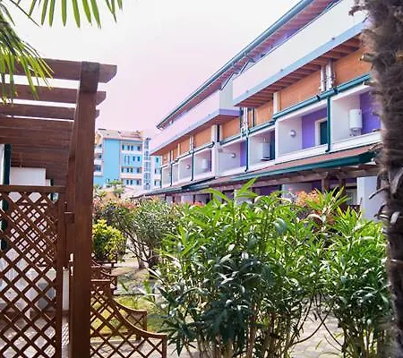 Villaggio Margherita מלון דירות 4*
